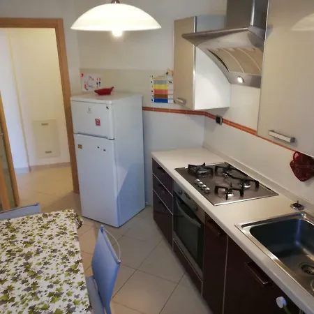 Appartamento Via Viviani 38 *